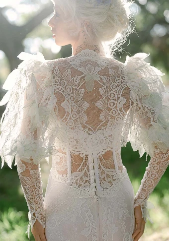 Claire Pettibone Everglade #10 thumbnail