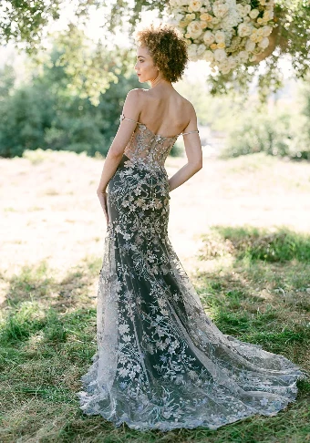 Claire Pettibone Lunaria #1 thumbnail